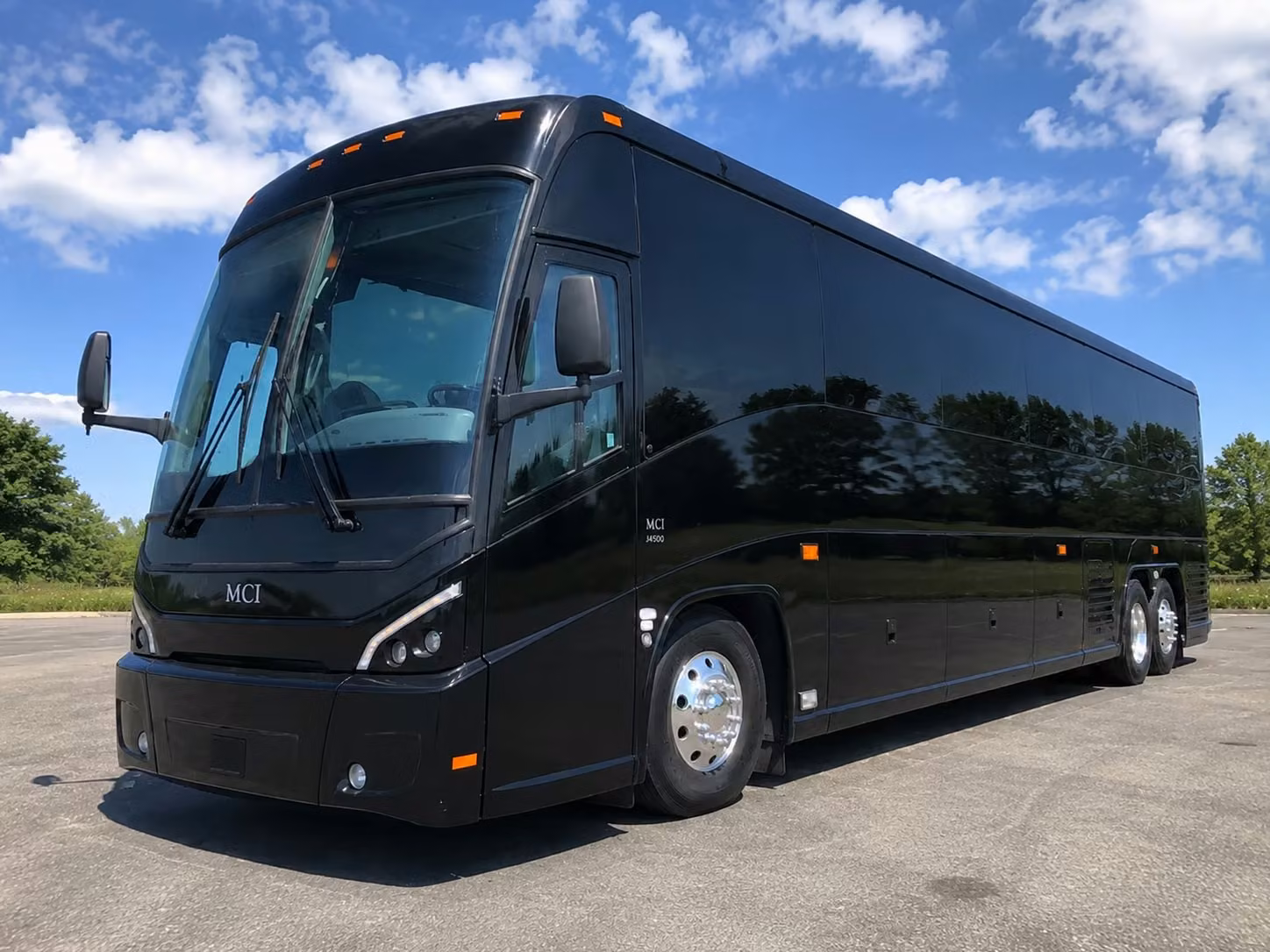 minibus rentals for lewisville field trips to local nature and outdoor education sites