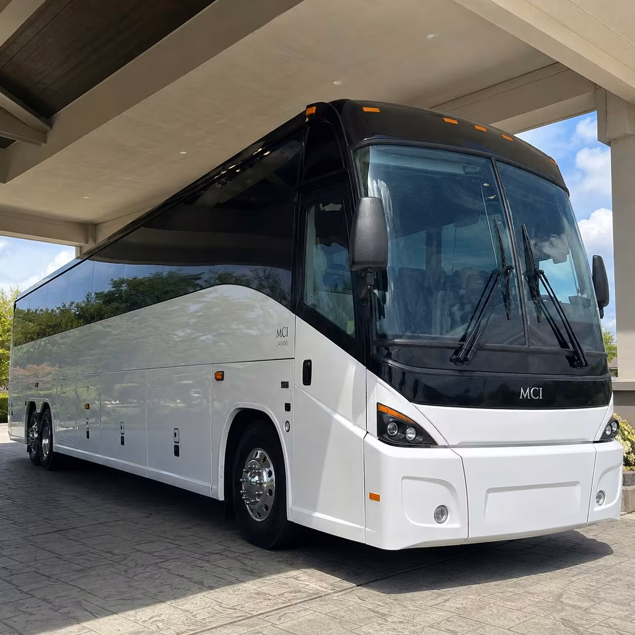 shuttle services for lewisville city government departments and denton county agencies